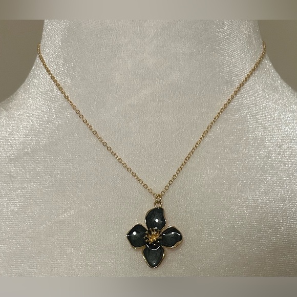 Black Floral Necklace - Picture 3 of 3